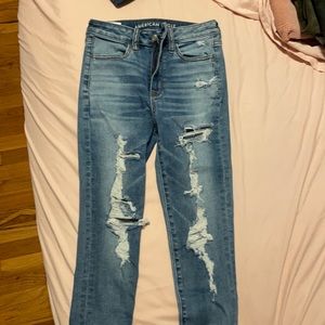 American eagle ripped skinny jeans